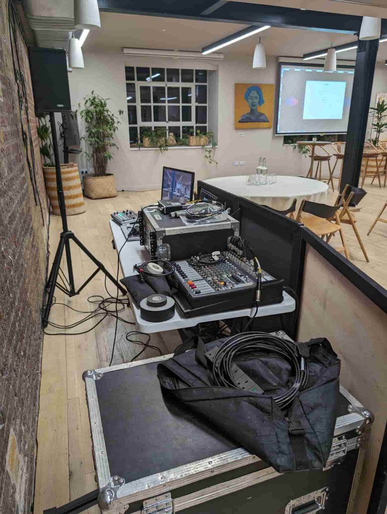 Top Tips For Renting PA Speakers For Exhibitions And Corporate Events
